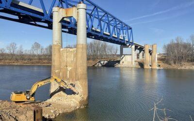 Old U.S. 60 Cumberland River “Smithland” Bridge Pier Demolition Expected in Early January