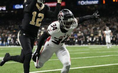 Saints players defy their own coaches and score from kneel-down formation, angering the Falcons