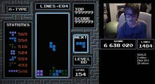 13-year-old gamer becomes the first to beat the ‘unbeatable’ Tetris — by breaking it