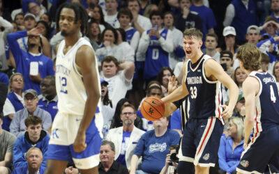 Watson gets 17, including clutch late baskets, Gonzaga hands No. 17 Kentucky 3rd straight home loss