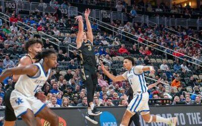 Jack Gohlke makes 10 3s as Oakland delivers first true shock of March Madness, beating Kentucky