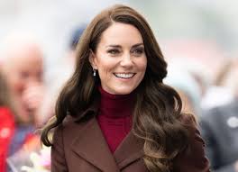 Princess Kate says sorry for manipulated family photo, saying she was experimenting with editing