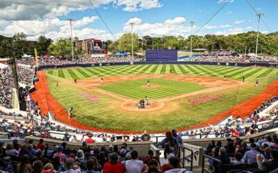 Big Innings, No. 24 Kentucky Run-Rules Ole Miss 15-1