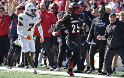 Cam Ward throws for 4 touchdowns, No. 6 Miami survives Louisville comeback bids for wild 52-45 win