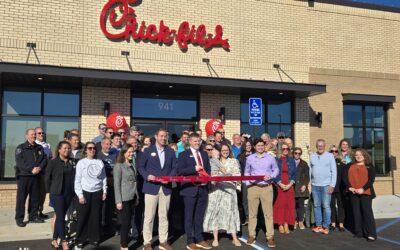 Chick-fil-A opens in Farmington